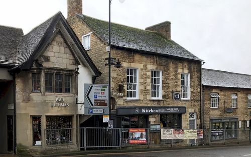 5 Castle Street