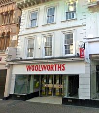 Woolworths closed 2009